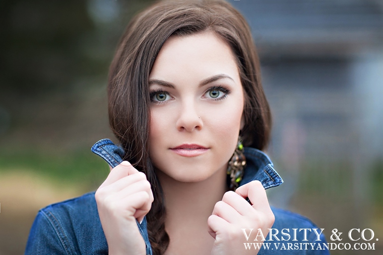 girl with a popped collar senior picture